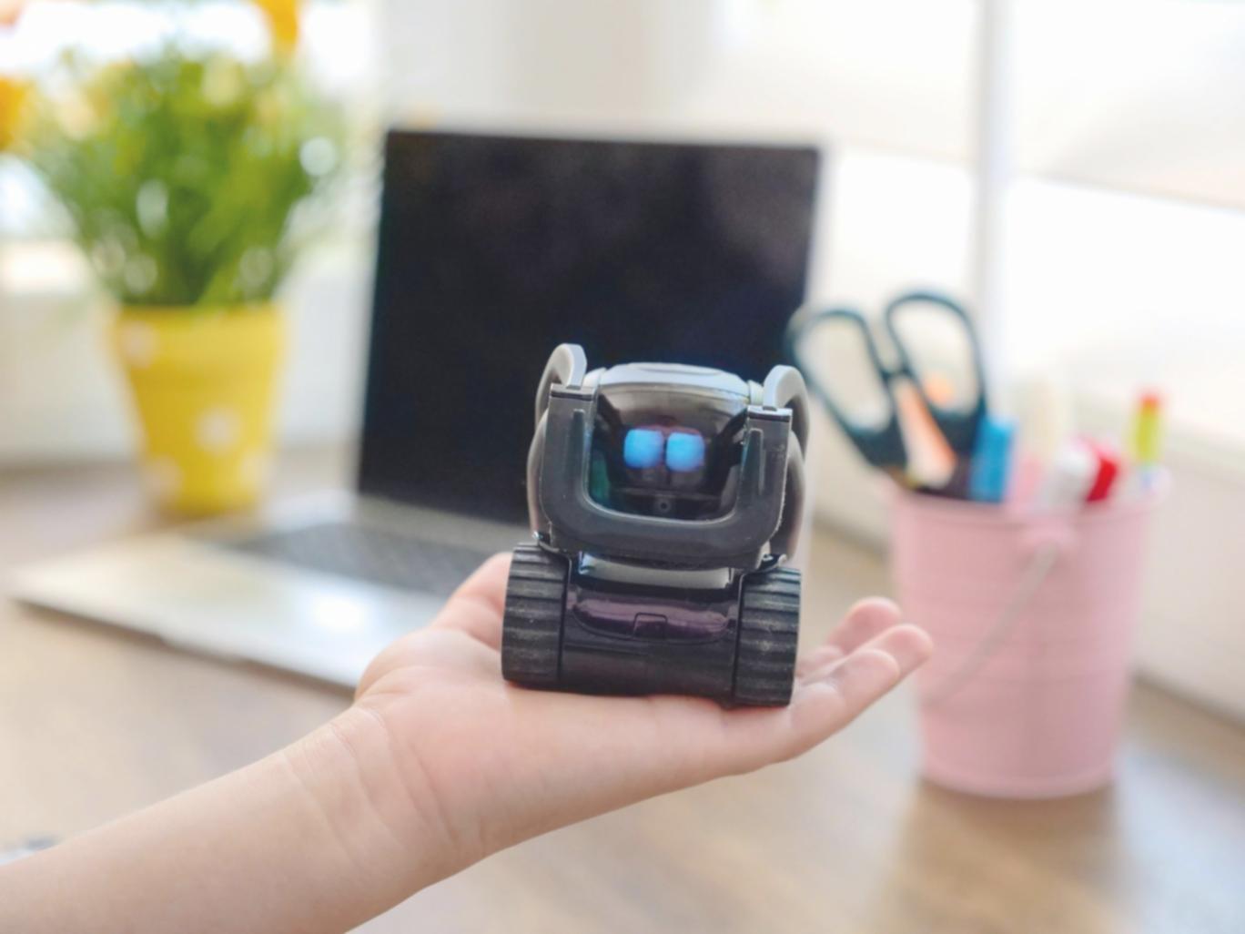 AI do budżetowania dla freelancerów: co działa, a co jest tylko interfejsem
